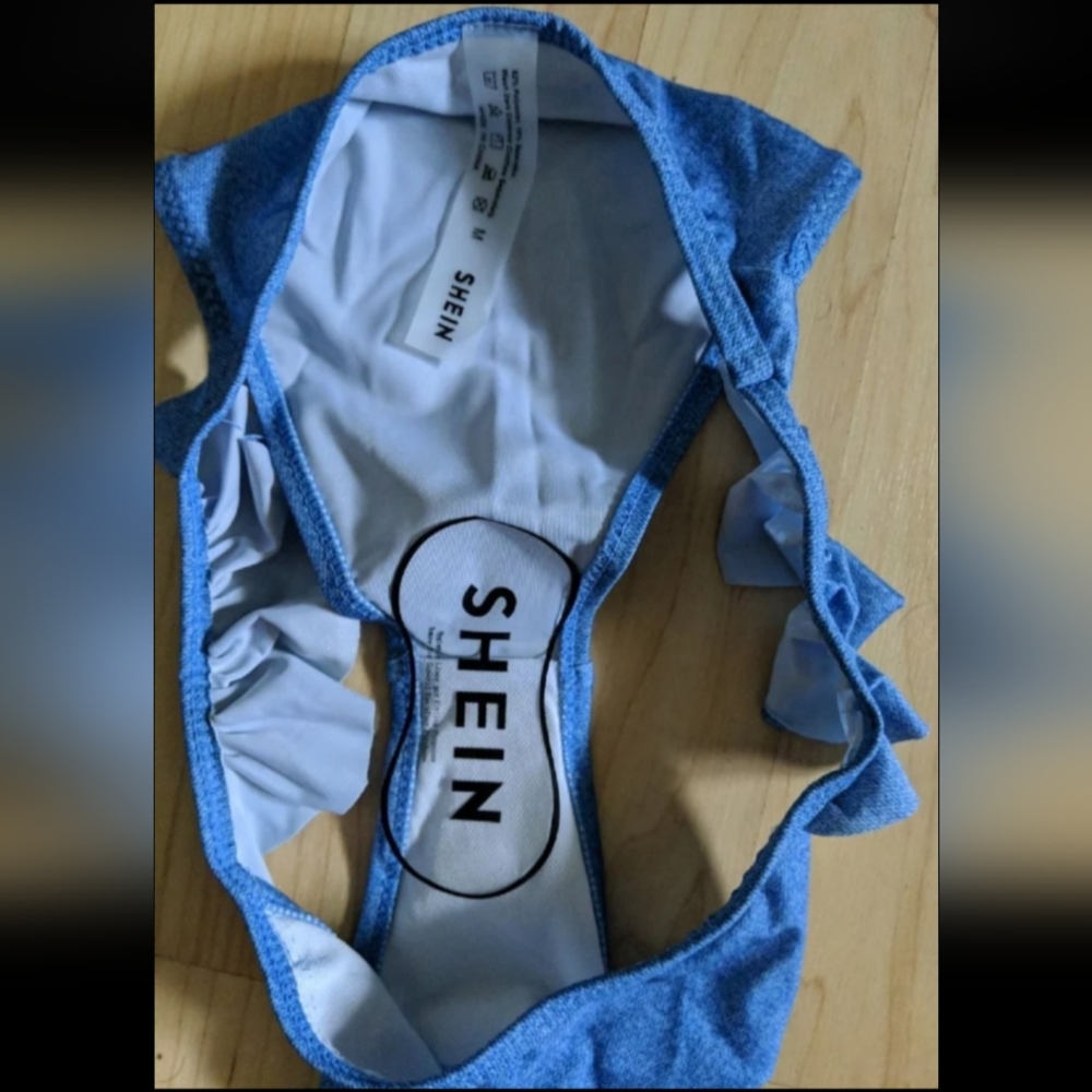 SHEIN Blue Ruffle Bikini - Picture 3 of 5